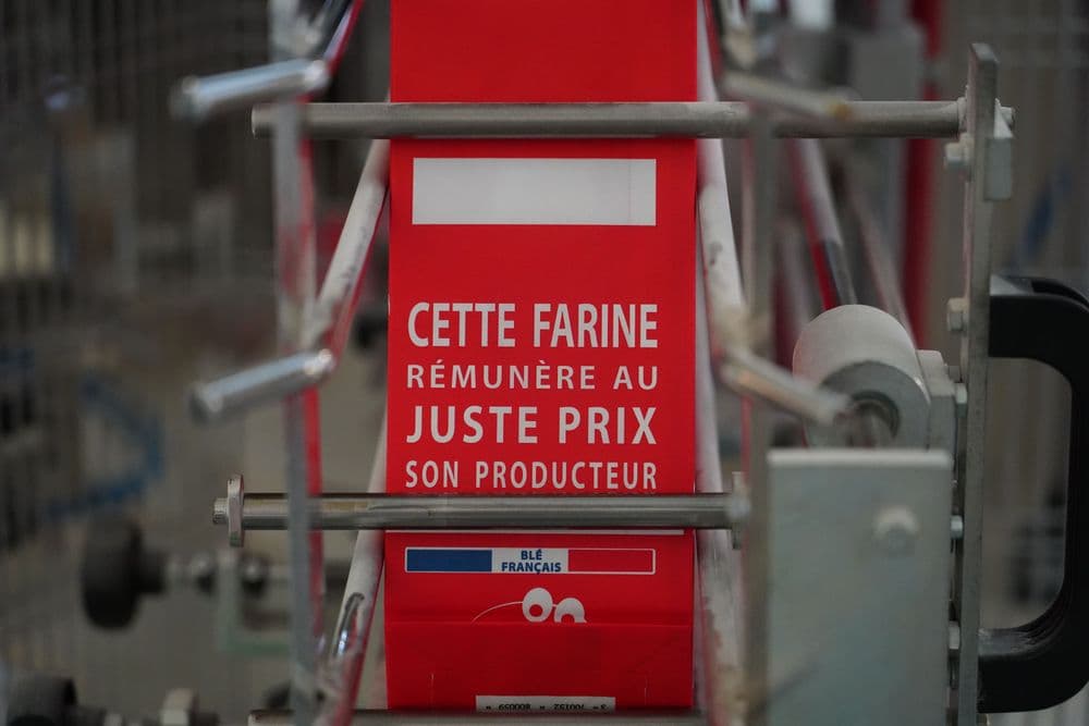 Usine de mise en sachet de la farine C'est qui le Patron ?!
